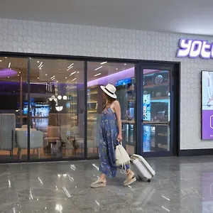Yotelair Airport, Duty Free - International Transit Area Stambuł