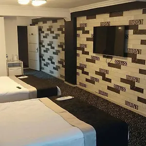 Hotel Kremon