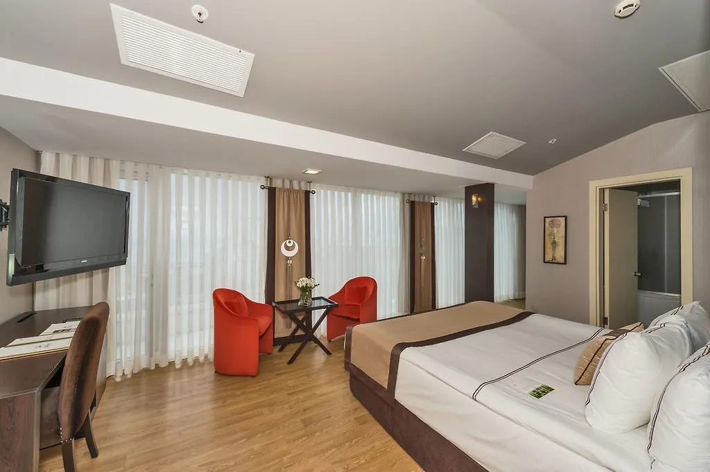 The Hotel Beyaz Saray & Spa - Special Category Istanbul 4*,